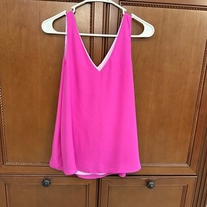NEW- Lilly Pulitzer Florin Sleeveless V-Neck - XS